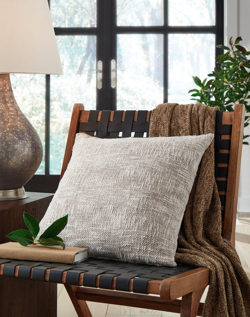 Carddon Brown/White Pillow, Set of 4 - A1000971 - Vega Furniture
