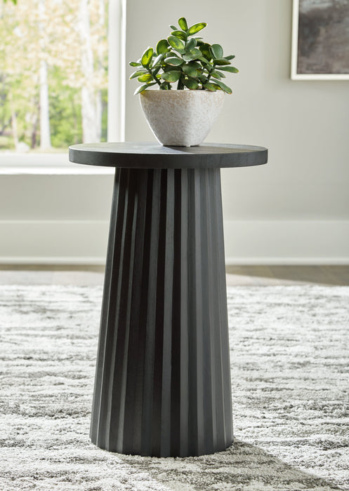 Ceilby Black Accent Table - A4000603 - Vega Furniture