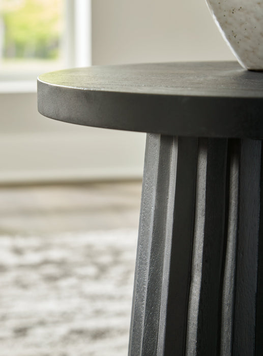 Ceilby Black Accent Table - A4000603 - Vega Furniture