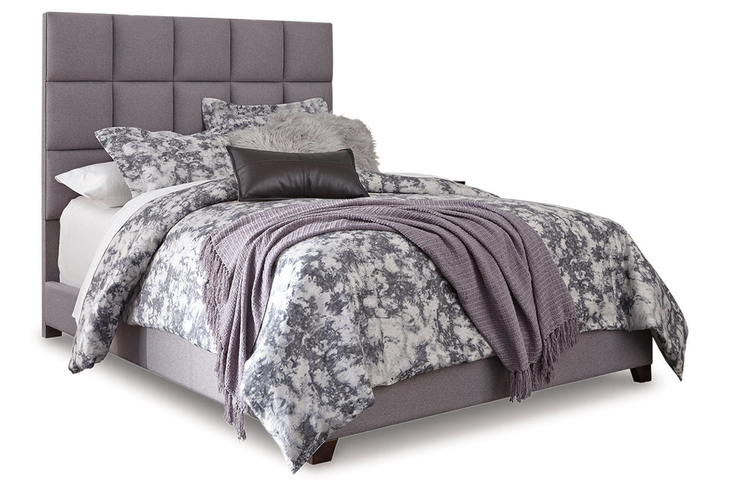 Dolante Gray Queen Upholstered Bed - B130-381 - Vega Furniture