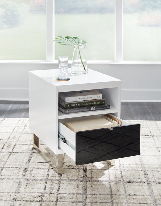 Gardoni White/Black Chairside End Table - T756-7 - Vega Furniture