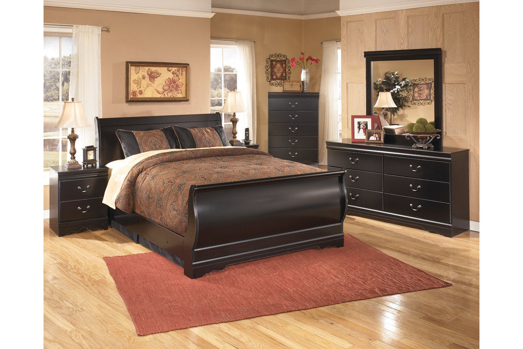 Huey Vineyard Black Queen Sleigh Bed - SET | B128-74 | B128-77 | B128-98 - Vega Furniture