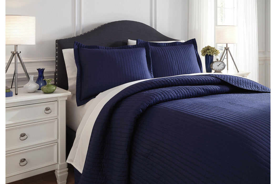 Raleda Navy 3-Piece King Coverlet Set - Q497003K - Vega Furniture