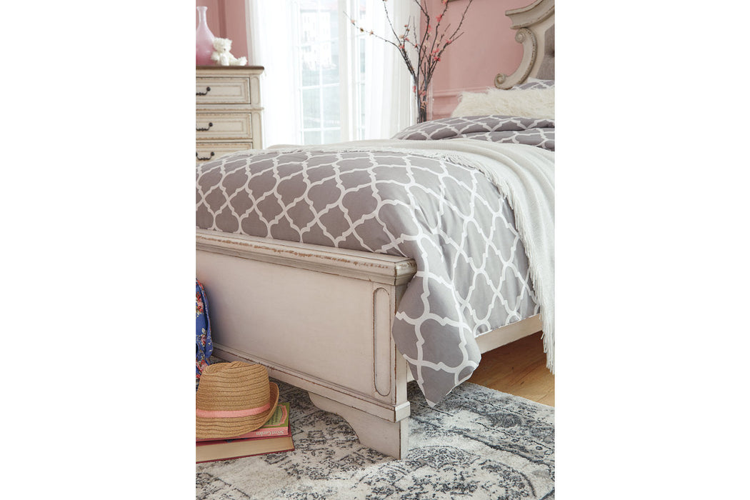 Realyn Chipped White Queen Upholstered Panel Bed - SET | B743-54 | B743-57 | B743-96 - Vega Furniture